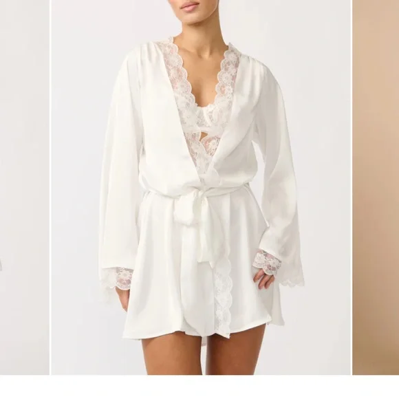 Kat The Label pajama set with robe - Picture 2 of 5